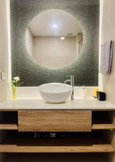 Lakeshore - Premium complex with Pool, Gym and Spa - 4