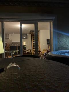 Appartement avec terrasse et spa - 8