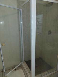 Lwakhanya's Oasis BnB - 2