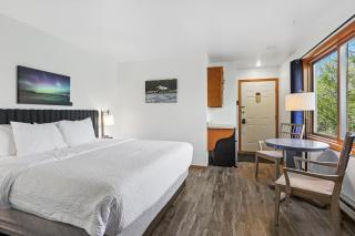Parkside Inn - 8