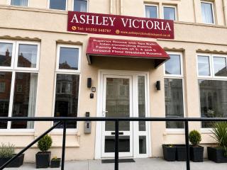 Ashley Victoria - 0