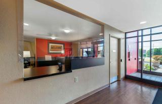 Extended Stay America Select Suites - Rockford - State Street - 7