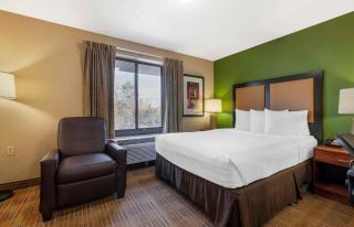 Extended Stay America Select Suites - Rockford - State Street - 5