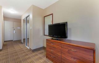 Extended Stay America Select Suites - Rockford - State Street - 3