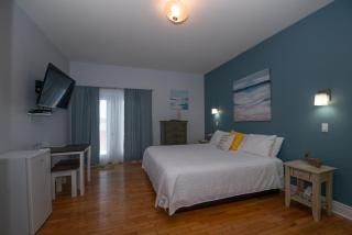 Silver Lining Inn and Motel - 5
