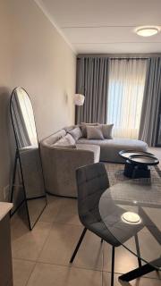 Peaceful Escape in the heart of Midrand - 4