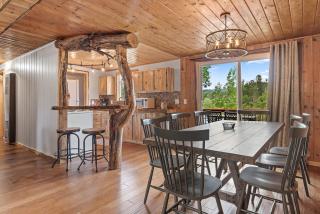 Hottub Hideaway: Firepit; Sauna; Views; Wildlife - 2