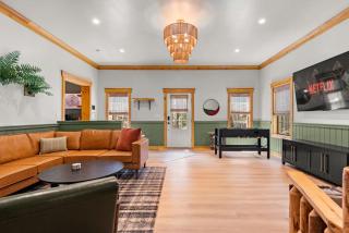 Mountain Escape, Hot Tub, Sauna, Firepit, Beach Access - 6