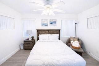 Miami Gardens Hideaway - 4