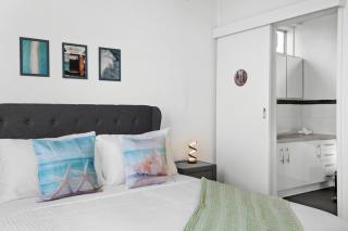 Ocean View Escape - Walk to Beach with FREE Parking - 1