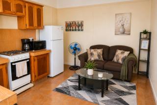Sunset View Stay & Car Rentals - 5
