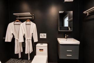 Easy Stay Central Self Check in - 3 mins to Ben Thanh Market - 1