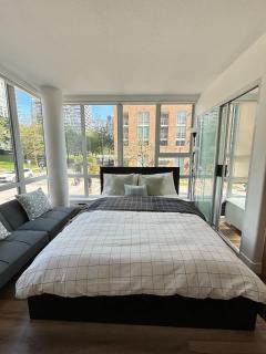 Studio Apartment in Downtown Vancouver near beach - 0