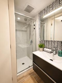 Evergreen House - 1
