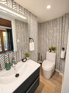 Evergreen House - 2