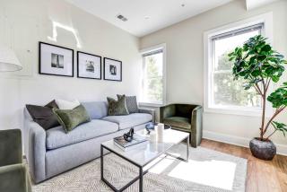 Luxury 12-BR DC Mansion- Rooftop Patio -Sleeps 28 - 4