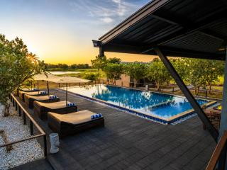 Ananta Lake Resort & Spa - 9