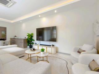 Superior 2BR Villa In Rawai - 2