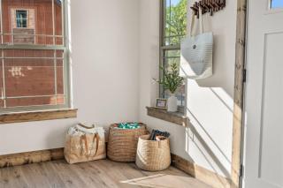 Lumberjack Lodge with Amenities - 2