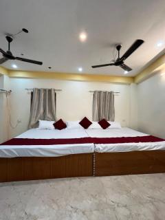 S K Home Stay - 2