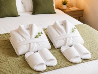 Private, comfy and quiet room for 2 Clapham - 6
