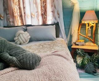 Rosewood Cottage -Entire 2 bedroom home with Netflix & WiFi - 7
