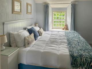 Roseland Cottage - 6