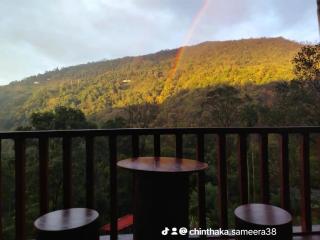 Whispering Falls Villa, Laxapana - 6