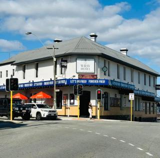 The Beaconsfield Hotel - 1