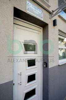 Green & Grey Loft close to ZARA - 4