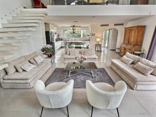 Villa Exotique, Luxueux, Piscine, Calme, Parking - 8