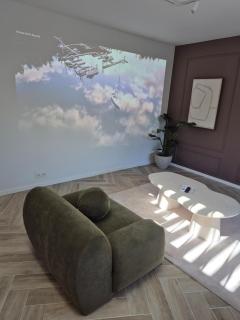 Maison H - Logement de luxe avec jacuzzi privé et home cinéma immersif - 3