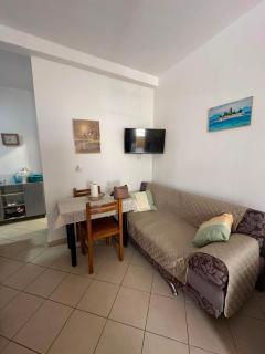 Blue Nest Apartment Golem Near Grand Blue Fafa - 5