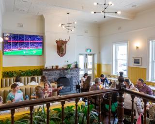 The Beaconsfield Hotel - 9