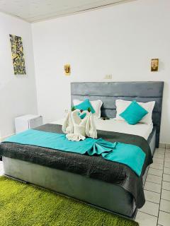 The Bonadikombo LK HOTEL - 6