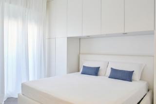 Vanvitelli Lifestyle 2 bedrooms parking and beach - 5