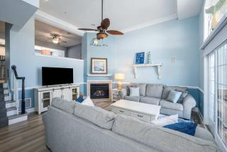Spacious Resort Villa Near Beach - VBBL - 0