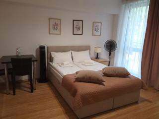 Apartament przy Henryku - 8