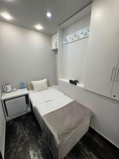 Mashtots Hotel - 1