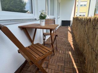 Completely renovated apartment with king-size bed and loggia - 2