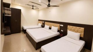 Hotel RED HUT 5min Distance From Railway station - 3