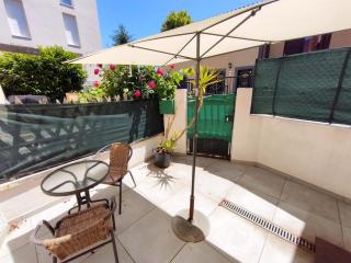 Maison de bourg avec terrasse - 0