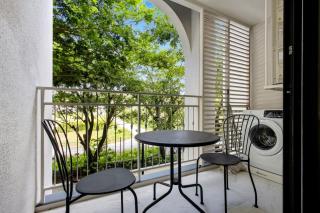 The Title Halo 1 Stylish 1BR Pool & Gym Nai Yang Beach - 3