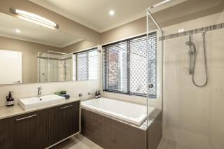 Ex-Display Comfort North Lakes Short Stay Haven - 9