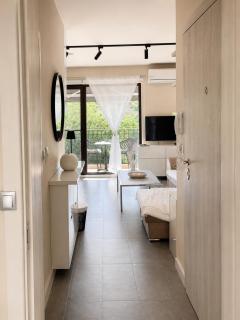 Luxury Central Apartment - 7