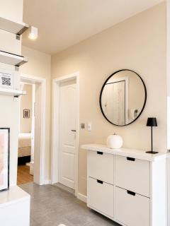 Luxury Central Apartment - 8