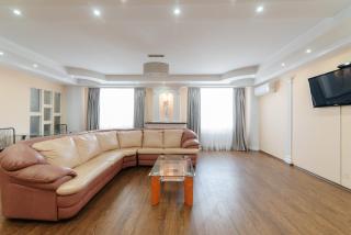 Centr Lev Tolstoi LuxRent - 1