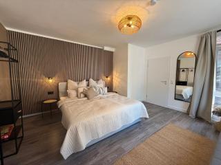 Urban Nest Burg - Design Apartment mit Smart-TV, Self Check-in & Free Parking - 4