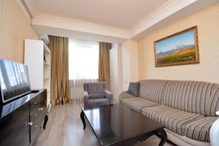 Executive City Center Apartments Near Republic Square - 7