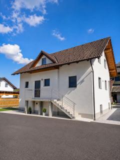 The River House - 9